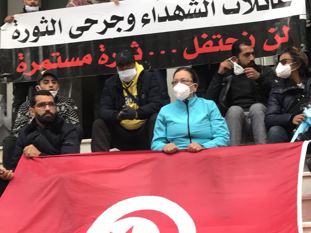 Kalthoum Kannou, lawyer at the march: “there is no political will [to publish the list]. We don’t recognise the revolution via the non recognition of the victims.”