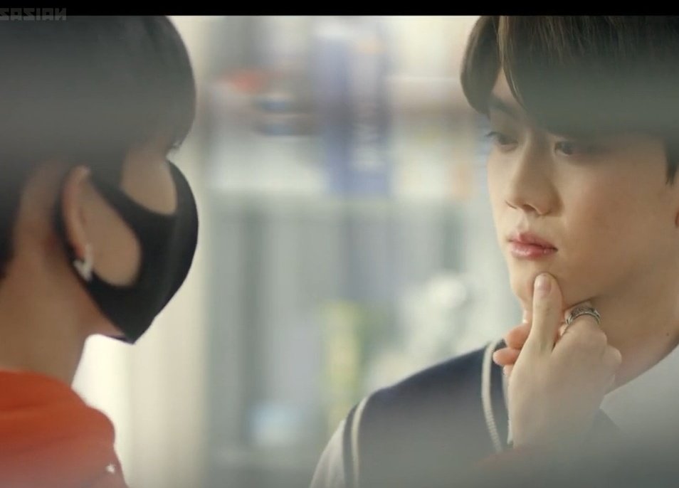 justhoeee's tweet photo. the moment he knew, yoon ha is his probe, AAA THE FIRST TWO EPISODES GOT ME ALL FIRED UP Y'ALL BETTER WATCH #ColorRush #ColorRushEp2 https://t.co/eUxxhb0On6