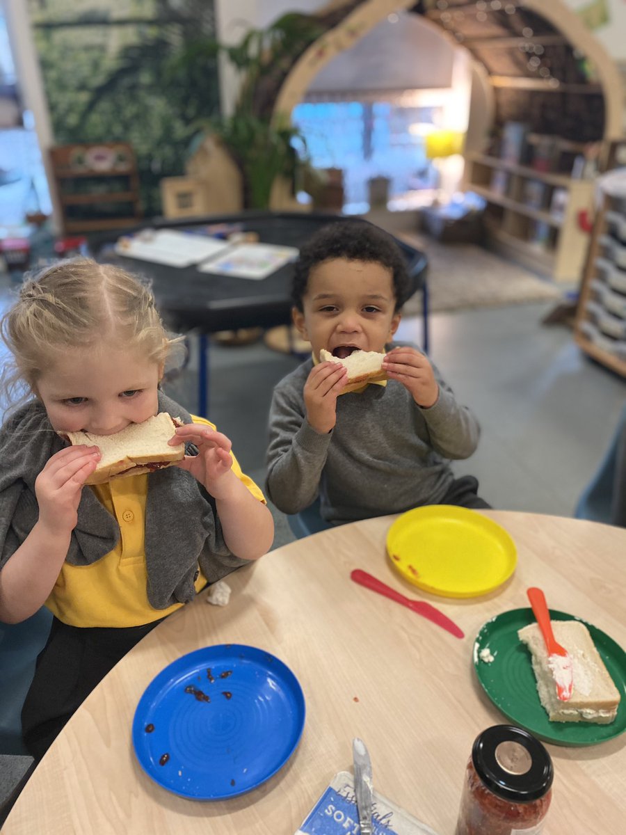 MRS_C_DOYLE's tweet photo. Little red riding hoods gran is so poorly, she can’t get to the shops so we made her some sandwiches. We also had to do a quality taste test, just to make sure! @MissAntrobus @mesne_lea #yumyum #jamface https://t.co/4GZBf7BwwF