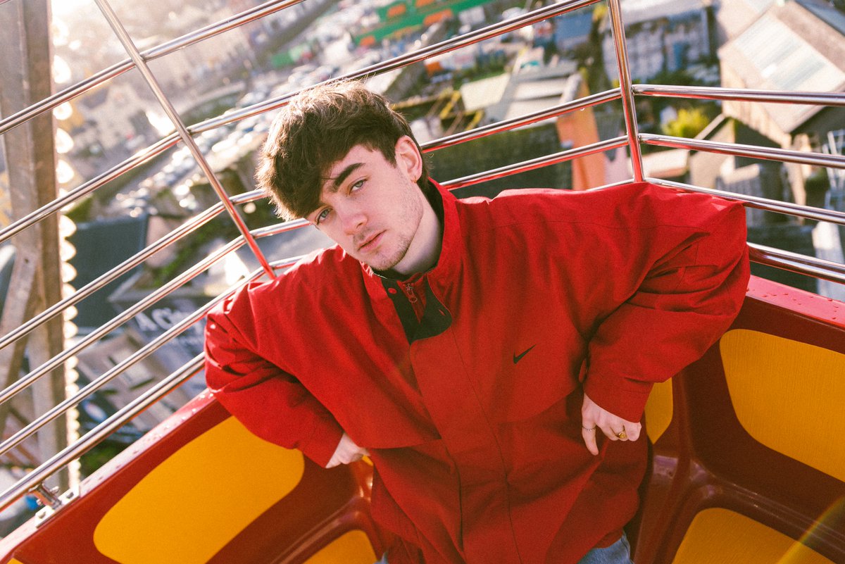 ALEX GOUGH
That's My Job
Out now

Alex was listed in the Eurosonic Top 5 Artists to Watch - as voted for by all media out of over 350 artists. Watch Alex’s Eurosonic performance here: youtube.com/watch?v=FXJCKy…

Delivered to Irish media by <a href="/JodieJDelany/">Jodie Delany</a>