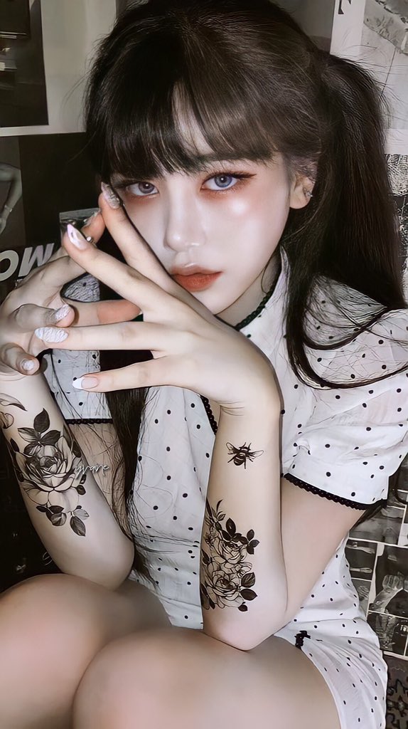 yvainebbr's tweet photo. we could flip the coin, I'll be your slave, call you daddy, give me a nickname, I ain't afraid of a little pain. https://t.co/by8fHhOl8h