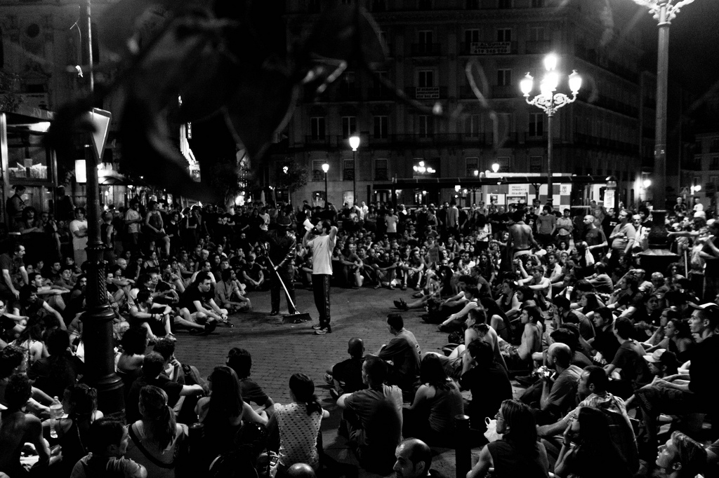 A primer on municipalism:Why libertarian municipalism is more needed today than ever before by Tyler Anderson"To fight fascism and climate change, the left must rebuild political life"  http://unevenearth.org/2018/11/why-libertarian-municipalism-is-more-needed-today-than-ever-before/