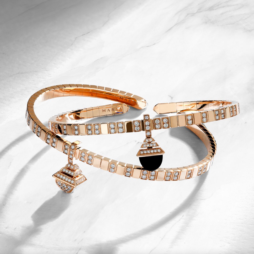 marlistyle's tweet photo. Step up your game. The Cleo by Marli Charm Collection enchants everyone who crosses your path. Shop dazzling colorways now at https://t.co/rF7SLDRiR2.
#CleobyMarli #CharmCollection #HudsonYards #LuxuryStyle #HighJewelry #NewYorkCity #JewelryDesign #Charm #LuxuryJewelry #Diamond https://t.co/c9MdofP1jT