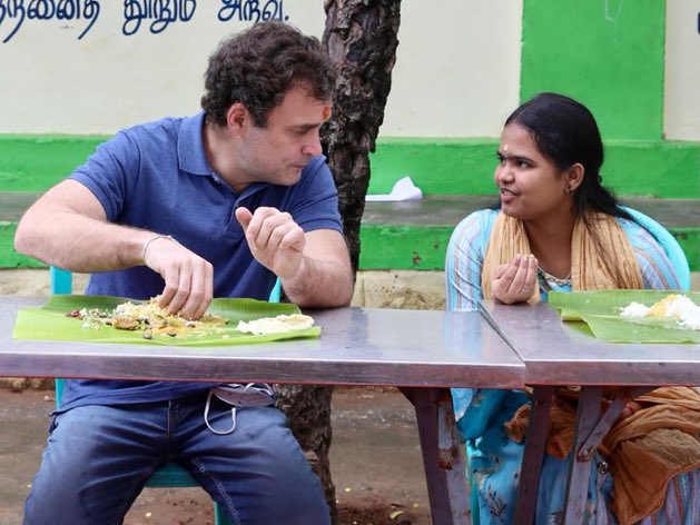 Praveenoffici19's tweet photo. எங்க உதய்னா கோபாலபுரத்துல மான்கறி அடிச்சு வெச்சிருக்காரு சாப்பிட வரீங்களா

ஏதே 🙄 https://t.co/D65N3E3ARX