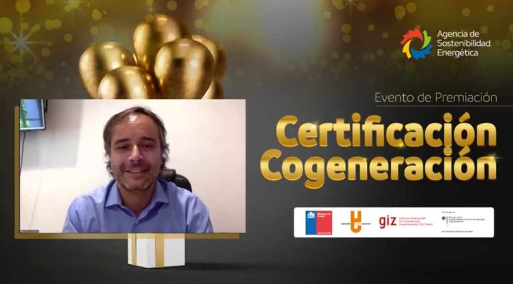 Agencia__SE's tweet photo. Este jueves 14 de enero realizamos la Premiación de la primera generación de la #CertificaciónDeCogeneración que entrega la AgenciaSE con el apoyo de GIZ (@4e_chile), @MinEnergia y validada por @BEA_Energie. Revive el evento aquí: https://t.co/fv0vclM5fD https://t.co/87S0hO5GUZ