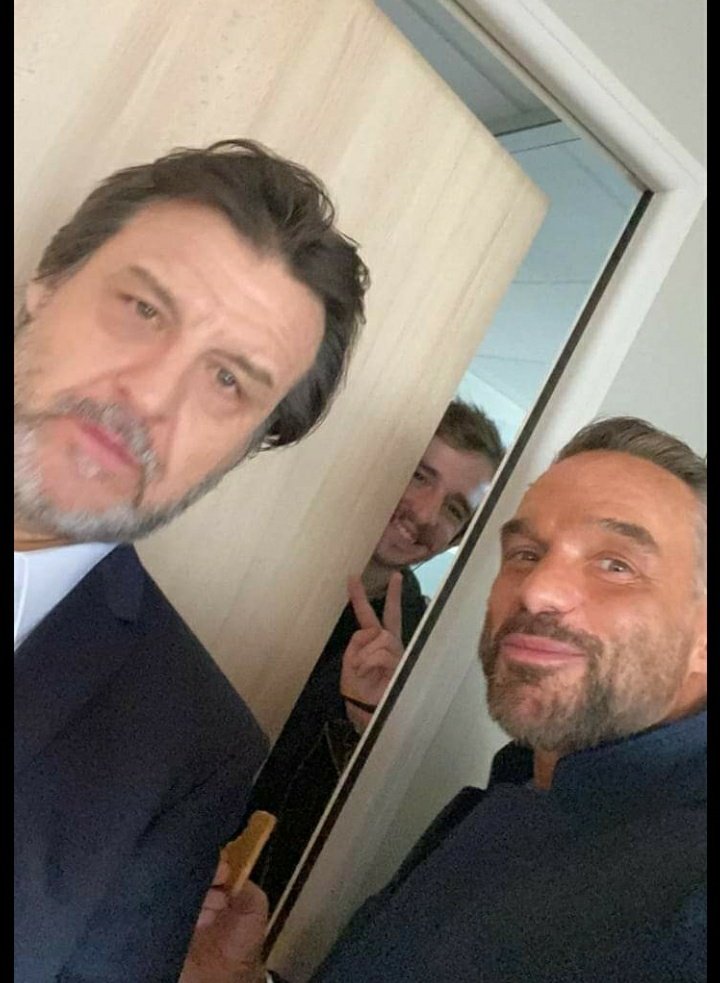 Francoislydie2's tweet photo. Souvenir il y a juste un an #profilage10 🙏🙏❤❤
@PhilippeBas dans les coulisses du tournage 📽🎬
#profilage #serienumberone #serie #serietv #seriepoliciere #profilingparis
#acteur #acteurfrançais #comedien #bestactor #actor https://t.co/6vnga5L4NT