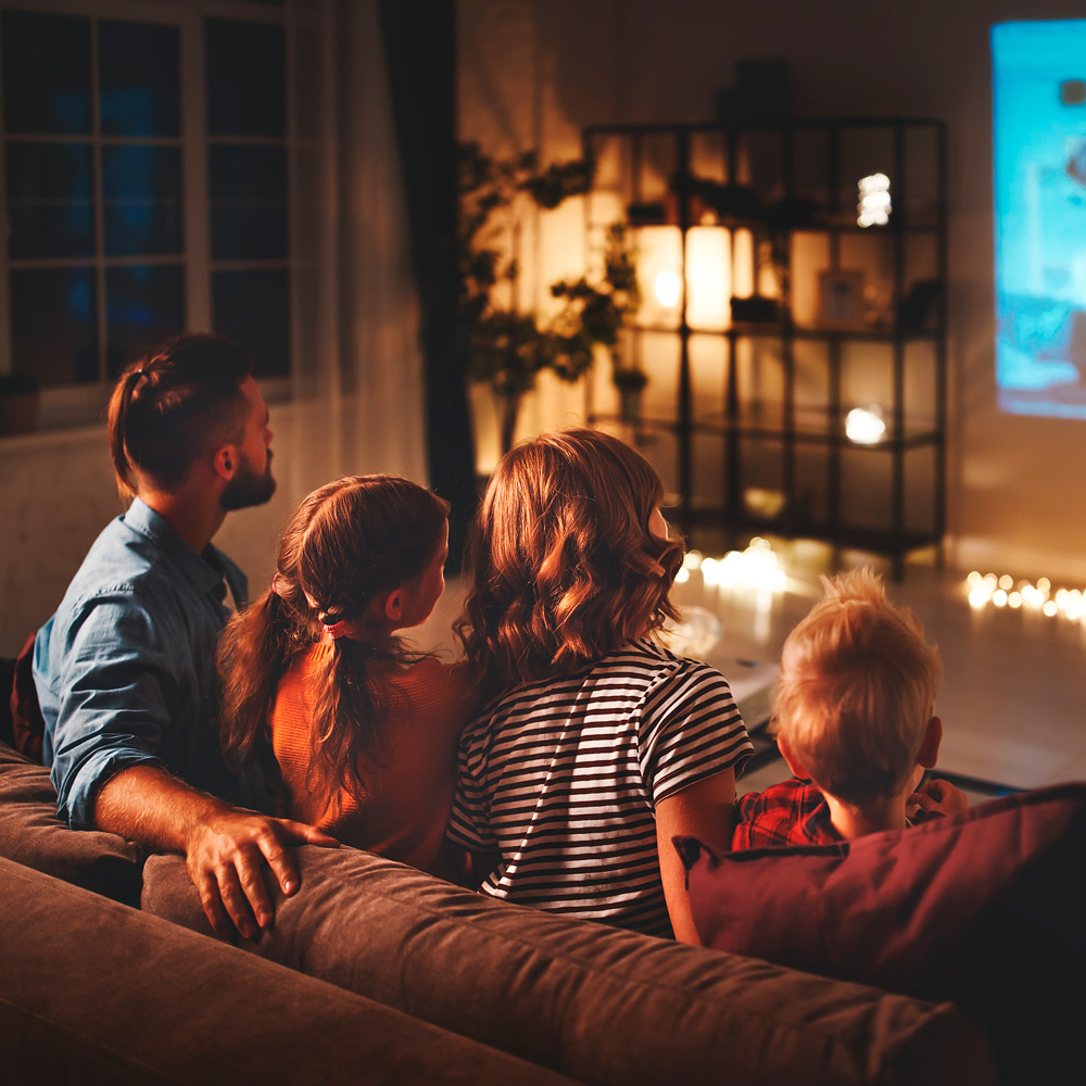 Novafinques's tweet image. ¡Tu #familia y tú sois nuestros principales objetivos! 💙
Os ayudamos en todo el #proceso.  🏠
Este nuevo año viene cargado de muchas oportunidades que no podéis dejar escapar. ¡Dejaos asesorar por nuestros #especialistas!
🖱 novafinques.com/oficinas
📞 900 921 921