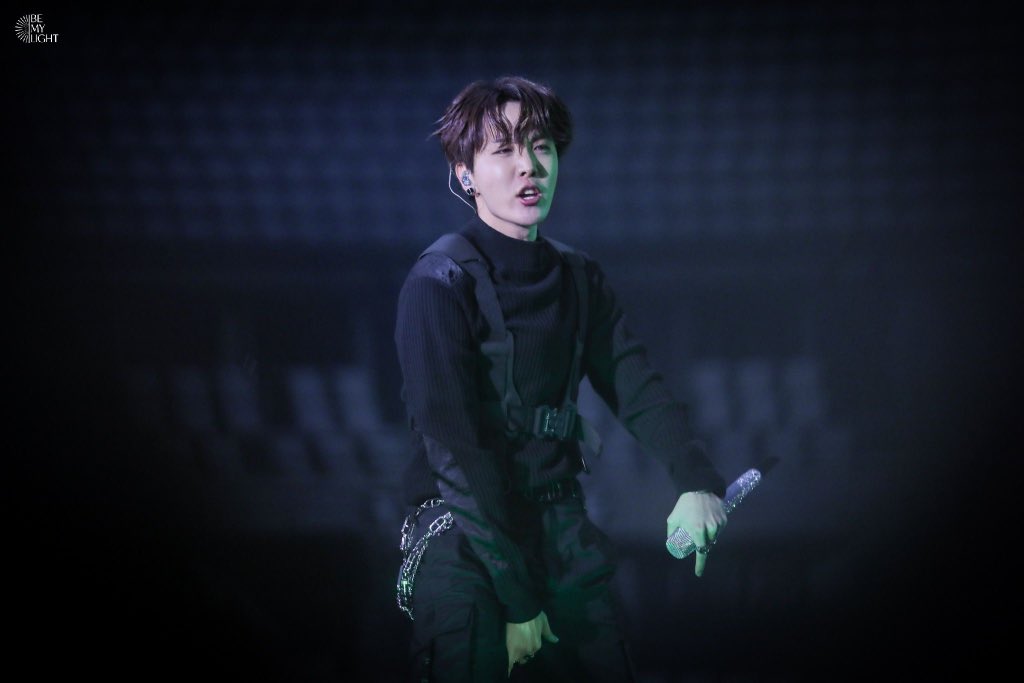 Jung Hoseok owning the stage— a dangerous thread;