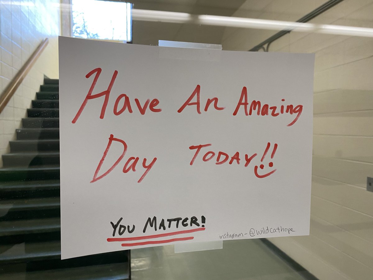 SLSDNiehaus's tweet photo. Great job @wildcathope Dealing Hope! The posters in the hallways are great!
@HopeSquads @SLSDLindley @SLSDmcbee @wildcatsofhhs https://t.co/nE3Y8bHWDq