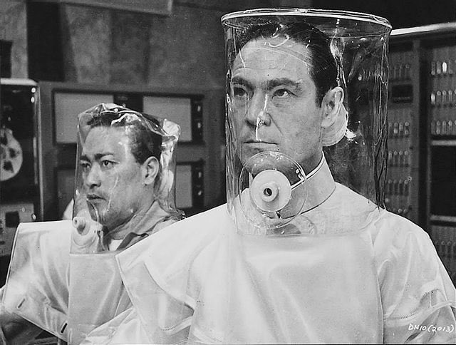 The Fan-Voted 12th Best Bond Film: DR. NO# of 1st place votes: 8 (.9%)# of last place votes: 8 (.9%)This is Sean’s fan-voted 3rd best film. Adjusted box office ranking: 16thP:  https://www.thunderballs.org&nbsp;