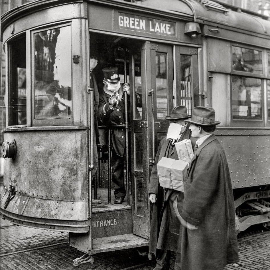 nolaready's tweet image. We did it then &amp;amp; we can do it again. Wear a mask to prevent the spread of #covid19. #1918pandemic #tbt #MaskUpNOLA