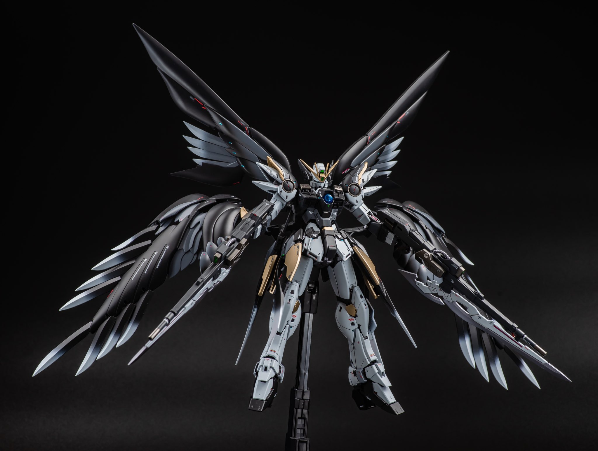 らいなーマン エアリアル完成 ガンダムw 黒い羽もかっこいいと思うんすよ T Co Rzsk0xrlqh Twitter