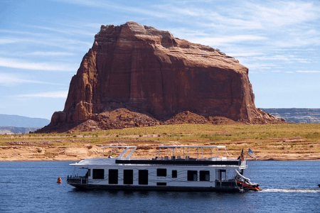 Ready to get serious about growing your business?

Join us on Lake Powell for this rare opportunity! This trip is only open to 6 ladies who want to combine PR workshops with fun-in-the-sun. ☀️

buff.ly/3nvQ00f

#damesly #explore #travel #wanderlust #womenwhotravel