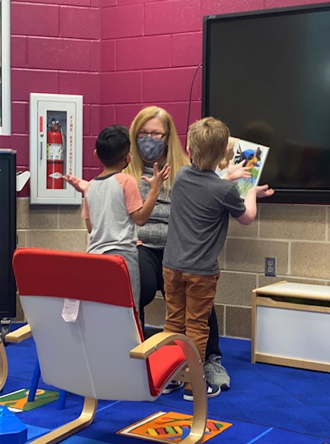 Dawn Fontana (@regencylibrary) on Twitter photo When the story you are sharing forms a connection with your audience-they get excited! #Whostolethecookiesfromthecookiejar
#standingroomonly #weallwearmasks
<a href="/NEISDLibrary/">NEISD Library Srvcs.</a> #RegencyPlaceKnights
#RootEdRegency When the story you are sharing forms a connection with your audience-they get excited! #Whostolethecookiesfromthecookiejar
#standingroomonly #weallwearmasks
<a href="/NEISDLibrary/">NEISD Library Srvcs.</a> #RegencyPlaceKnights
#RootEdRegency