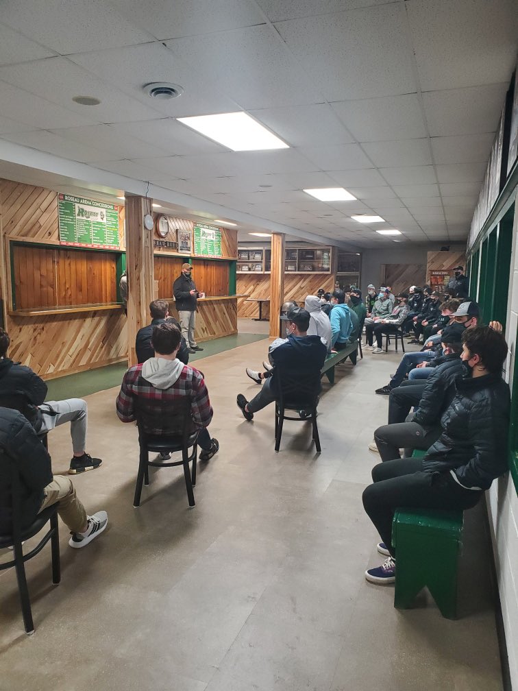 MaxFoundation5's tweet photo. Thank you Roseau coaches &amp; players for letting us in your circle. We are excited to have your help spreading our message &amp; the importance of mental wellness. We love our rivalry on the ice but we are excited to team-up in hopes of ending the stigma that surrounds mental health👊🏼 https://t.co/lJV7A8ZZ6Q