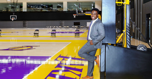 The <a href="/Lakers/">Los Angeles Lakers</a> VP of #accounting and #finance, AJ Harris, has had a courtside seat to wins on and off the court. He chats with <a href="/Profile_ExecMag/">Profile Magazine</a> about that championship mindset: bit.ly/3nHHQSv