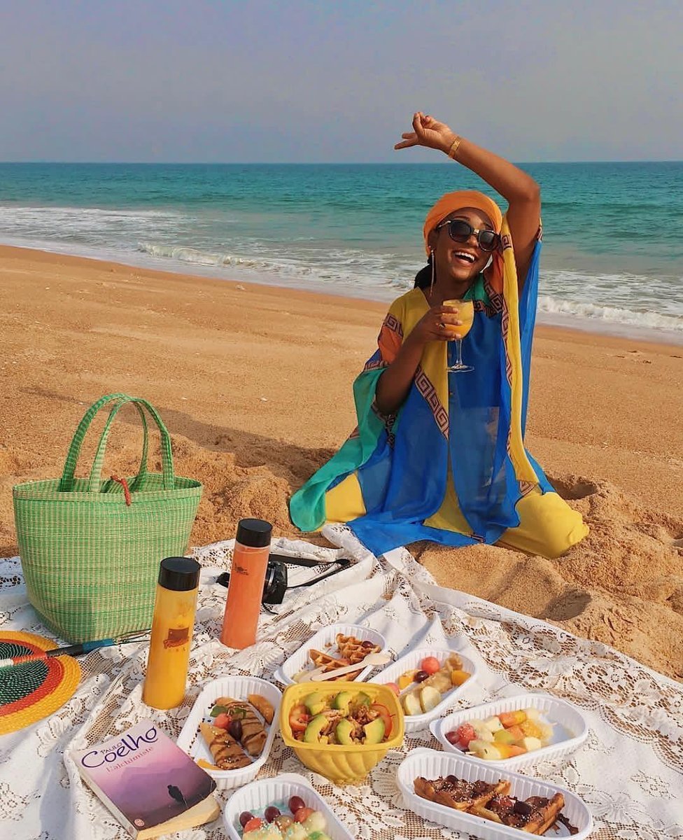 The beach is one of the best places to be, because of how calm it is and you will also get in touch with nature. It’s the best spot to reconnect with nature. 
And it also has a great view! ✨
—
Cc <a href="/farida/">Mssela farida</a>.saidou 
Benin
—
#takeafrica #beach #explore #explorepage #viral #vie