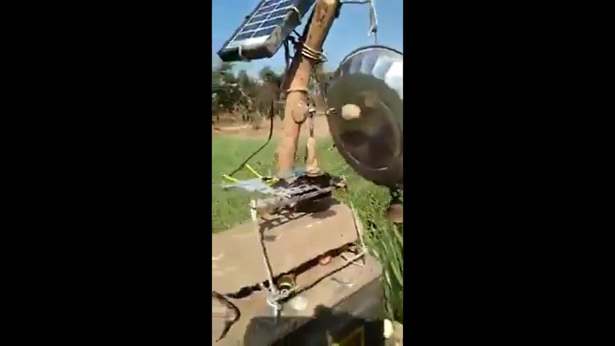 locust_expert's tweet photo. Humans have been using sound to scare away pests for quite some time. Discover in this thread #soundmachines which have been developed 2020 to scare off #locustattacks.
#Desertlocusts
#Desertlocust
#locusts
#locustinvasion
#startup https://t.co/P3TEc5ObE7