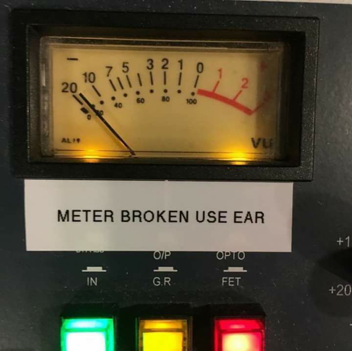 This! 🤣

#Recording #Studio #Equipment #thursdayvibes #StudioLife #RecordingStudio #Music #SoundEngineers #Composer #ComposersLife #ArtistOnTwitter #lol