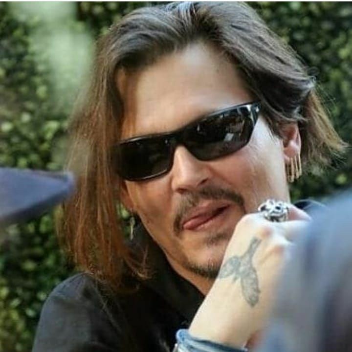 Cuteness alert!!!!!Johnny Depp as Pandas - A Thread