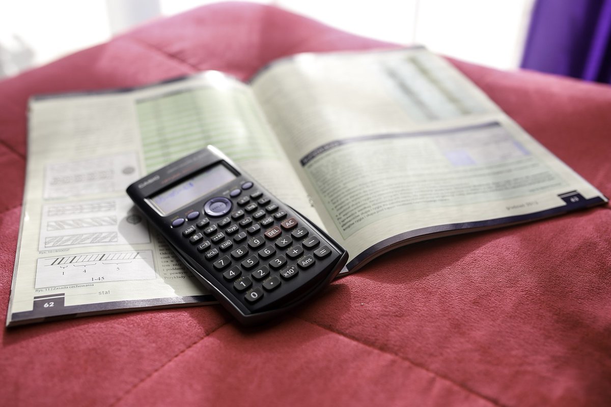 OCR_Psychology's tweet photo. Do you have A Level Psychology students who are fearful of the Maths elements? A great new FREE resource from the BPS Education and Training Board - Taking the Fear out of Maths - https://t.co/HWny0mmxMK https://t.co/O1QwD0OLtT