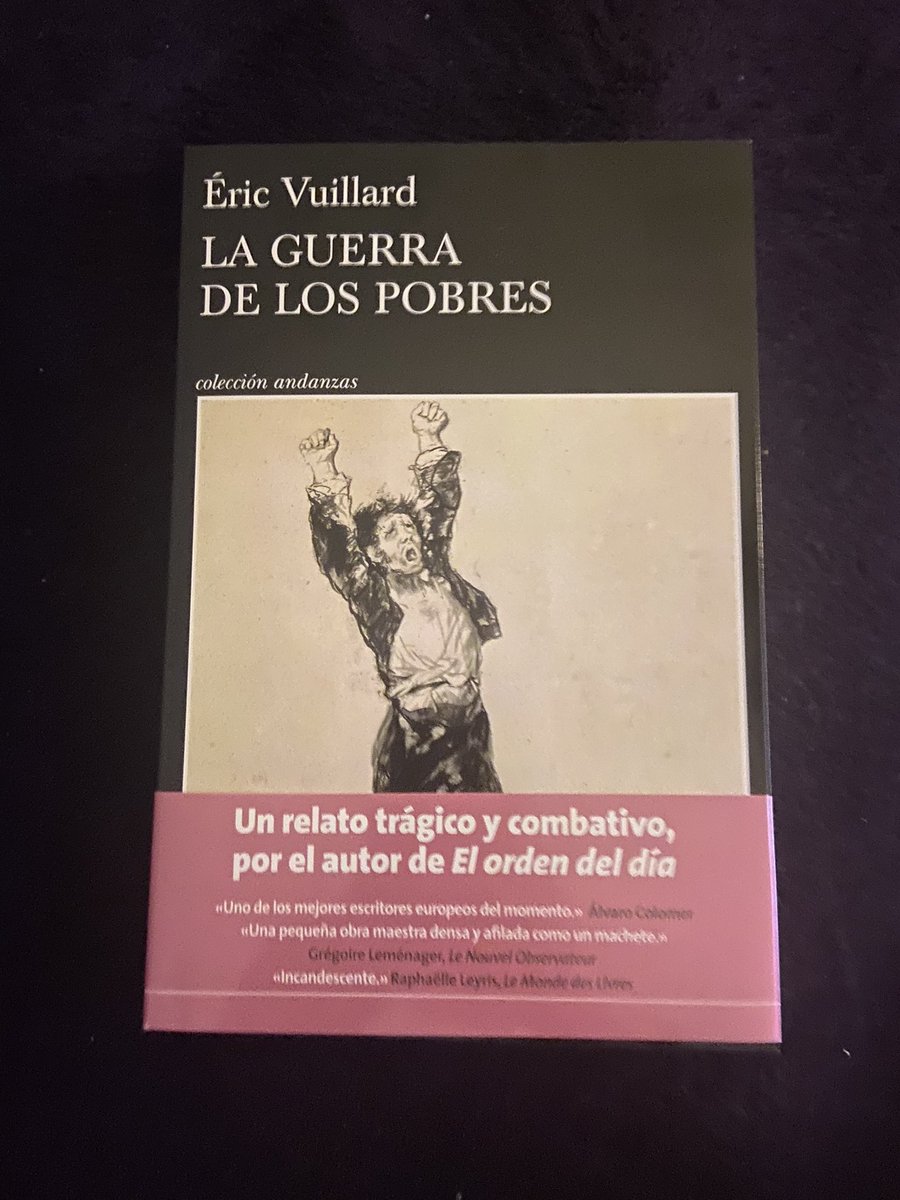 LaKefa's tweet photo. Voy a hacer un #hilodelibrosleidos, porque luego acaba el año y no sé ni lo que me he leído... aquí van

1. La Guerra de los pobre. Me gusta mucho Vuillard y sus repasos históricos, pero quizás este es el que menos me ha impactado y casi ubicado #libros #leer @TusquetsEditor https://t.co/UhILPaUg3h