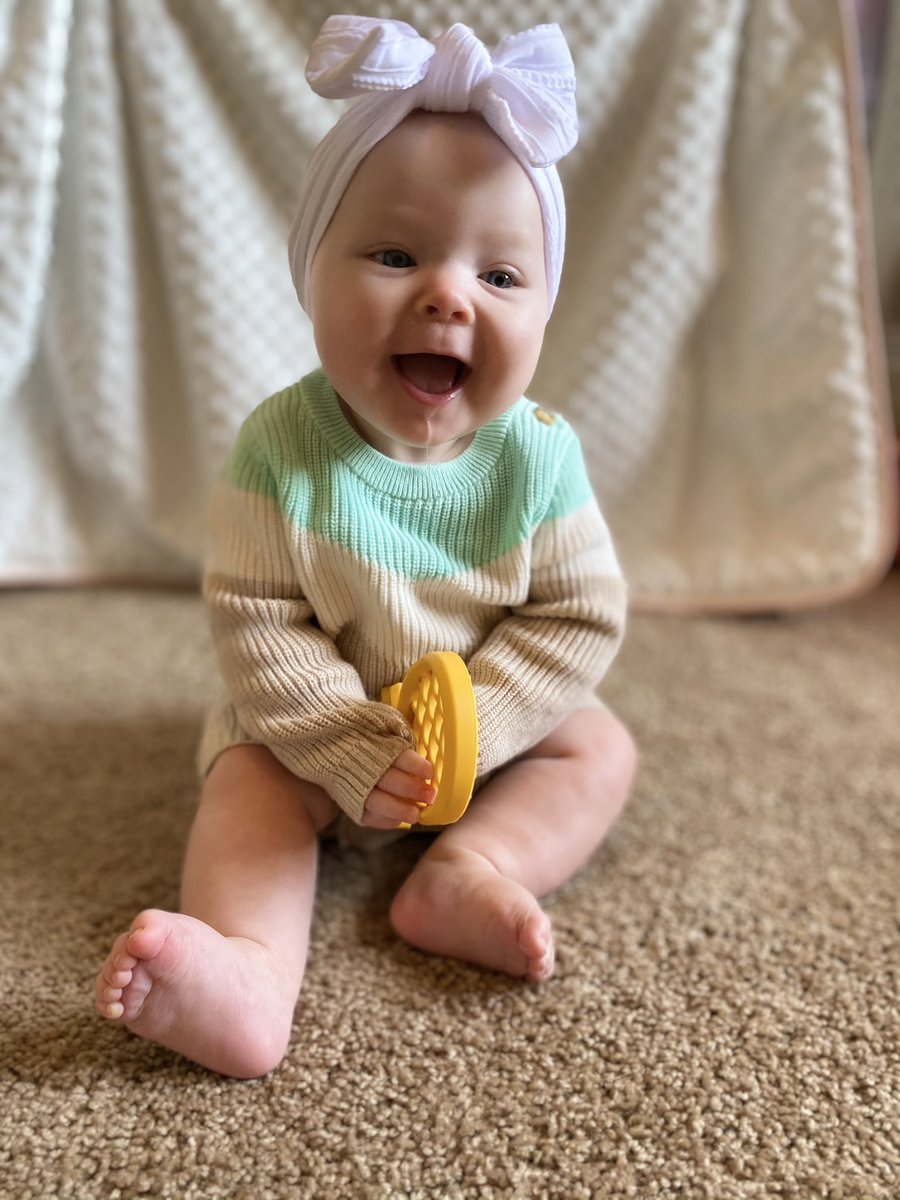 Jordyn___Marie's tweet photo. Sweater weather! https://t.co/ICfXa80LAK
