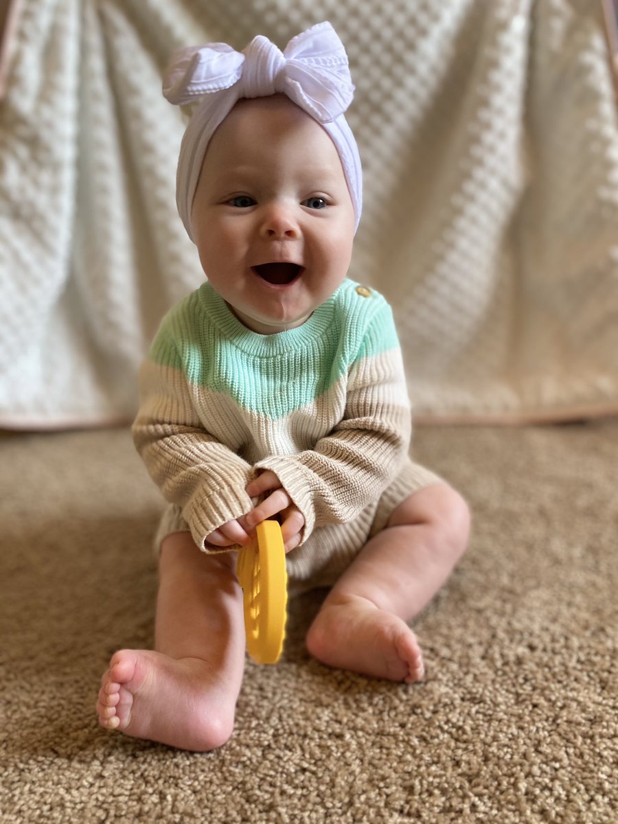 Jordyn___Marie's tweet photo. Sweater weather! https://t.co/ICfXa80LAK