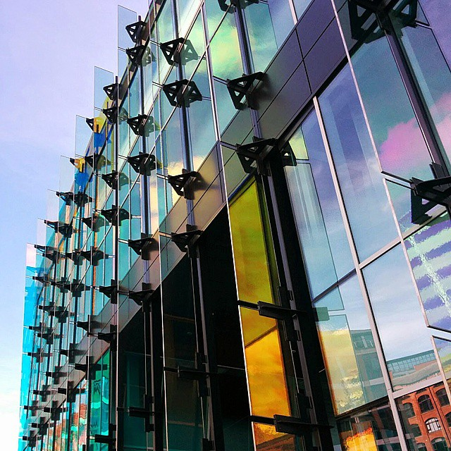 A glass office building in Leeds

#architecturelovers #design #buildingfacade #LovinLeeds #newbuilding
#leeds, #beautifulengland, #bestpicsuk, #englandisbeautiful, #exploreuk, #exploreyorkshire, #westyorkshire #photooftheday #architecture #architect #yorarchitects