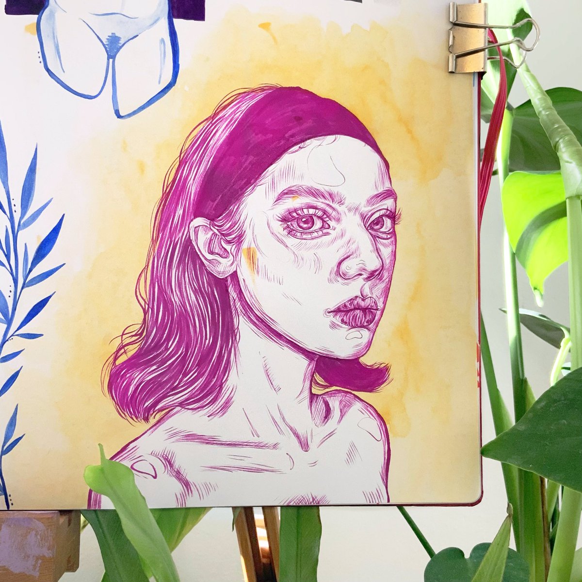 stellachiaras's tweet photo. never done this before but it costs 0$ to support and retweet an artist✨ https://t.co/dd7Ru0eK4X