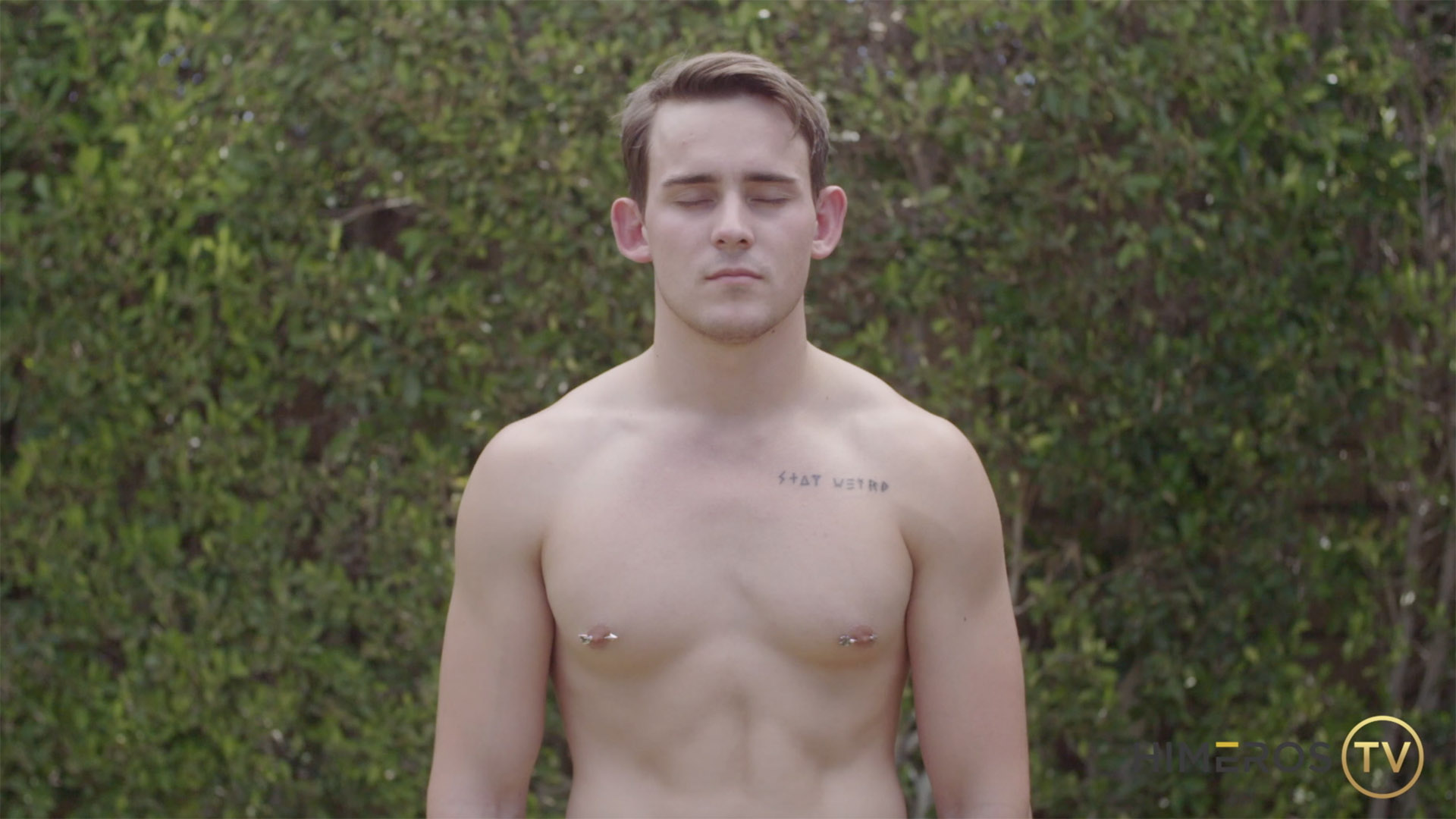 New Vid: @JoshBradyXXX Reacts To His Own Gay Porn - https://t.co/q54zlxFhql https://t.co/aT8W7p4ip9