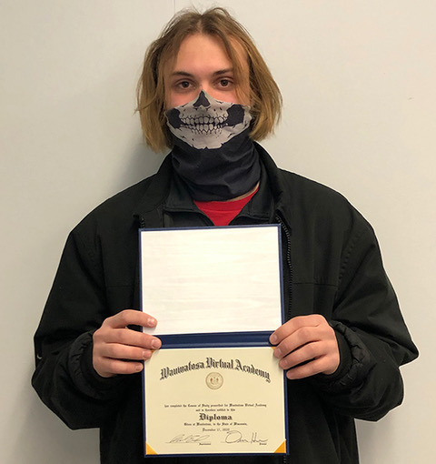 WauwatosaGEDO2's tweet photo. Congratulations to Jackson, our final 2020 graduate! https://t.co/Mmvyhb5m7J