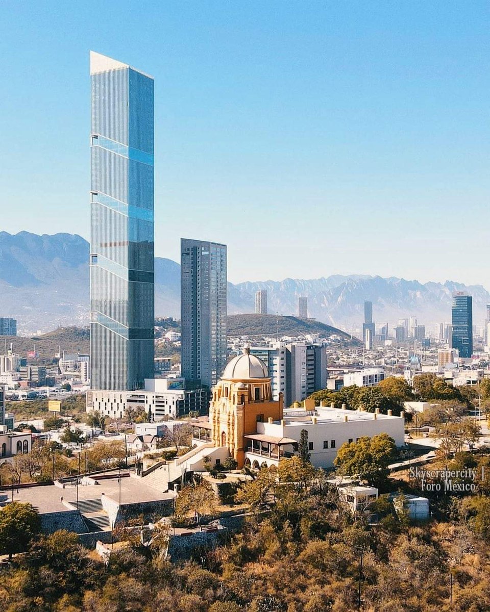 MrAllAccessMX's tweet photo. Contrastes Arquitectónicos. 🏙
#Obispado #RobbieMoore https://t.co/f0goC09ENC