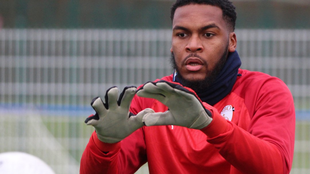 AS_BeauvaisOise's tweet image. ❷ 🅜🅘🅝🅤🅣🅔🅢 🅐🅥🅔🅒

🅿🅰🆃🆁🅸🅲🅺 🆂🅸🅽🆃🅲🅷🅴🆄

23 ans
Gardien de but
Arrivé cette saison

𝙏𝙤𝙣 𝙢𝙚𝙞𝙡𝙡𝙚𝙪𝙧 𝙨𝙤𝙪𝙫𝙚𝙣𝙞𝙧 ? J’en ai 2 : une qualification en 8e de Gambard’ avec l’@ACAjaccio contre Auxerre et un 16e de CDF avec l’@ACFC_16 contre Strasbourg.