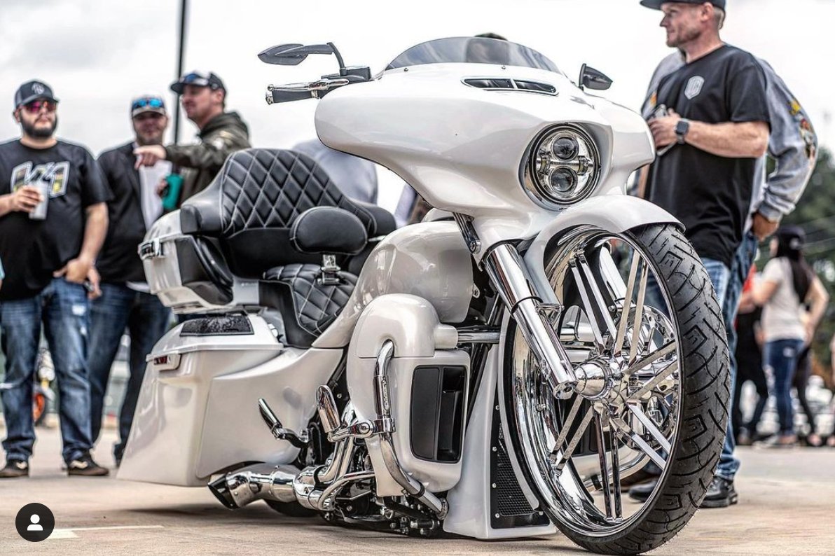 viaircorp's tweet photo. @unknowncustomcycles
Tag a friend who would ride this bike.
.
.
.
#viair #bagger #motorcycle #airsuspension #compressor #gotair #airup #airdown #airout #laidout #custom #custombikes #photography #photo #airride #airdout #layframe #custombikes #layedout #unknowncustomcycles https://t.co/ROp1dOMZJs