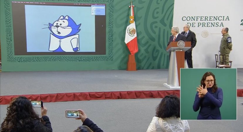GlodeJo07's tweet photo. AMLO del 2014 metiéndole una madriza al AMLO del 2021 https://t.co/KQZvk6BeRB