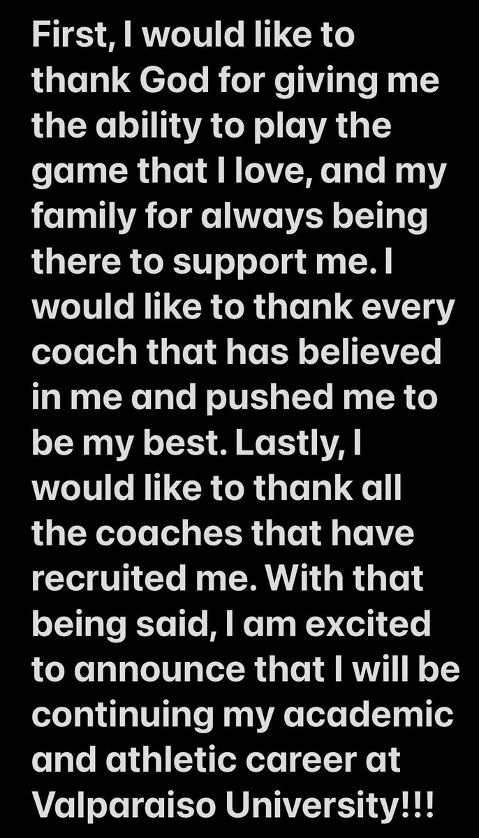 rao_caleb's tweet photo. Go Crusaders🟤🟡🟤🟡@CoachTomBolden @BEisenhard @_tra5 @LakotaWestFB @CoachBDoc @CoachLFox @CoachGlad @valpoufootball https://t.co/Qzbwe4R1mM