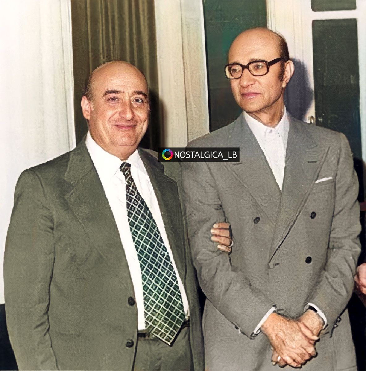Wadih el Safi and Mohamed Abdel Wahab in a rare picture published for the first time in color:
:وديع الصافي و محمد عبد الوهاب بصورةٍ نادرة تنشر للمرة الأولى بالألوان