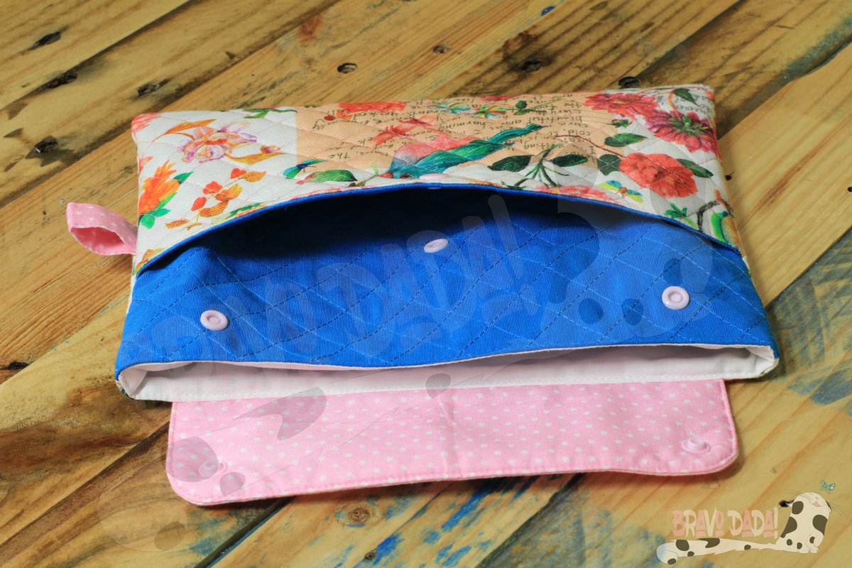 Bravo_Dada's tweet photo. I finished this quilted pouch today. πͺ‘π§΅ I'm very happy with how it turned out! π€ππ¦πΌ
#BravoDadaHandcraft #Handmade #DIY #GiftIdea #Bag #Sewing #Quilting #Pouch #MoneyPouch https://t.co/3Imi9h1fib