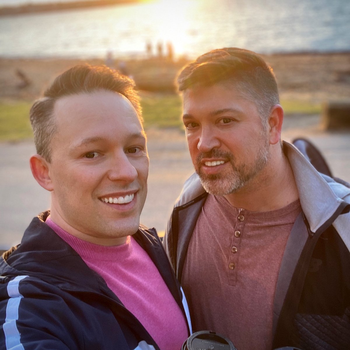 JoshRimer's tweet photo. 🌅👨‍❤️‍👨🤳🏼 https://t.co/Z3u0Ibaq6H