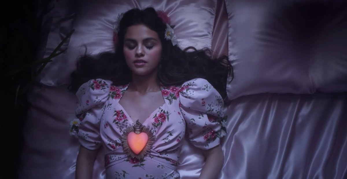 MTV's tweet photo. I am STUNNED 
I am MYSTIFIED 
I am SPEECHLESS because miss @selenagomez absolutely delivered with this incredible new sound and video for #DeUnaVez. 💗 https://t.co/dA6fBMzRqe
