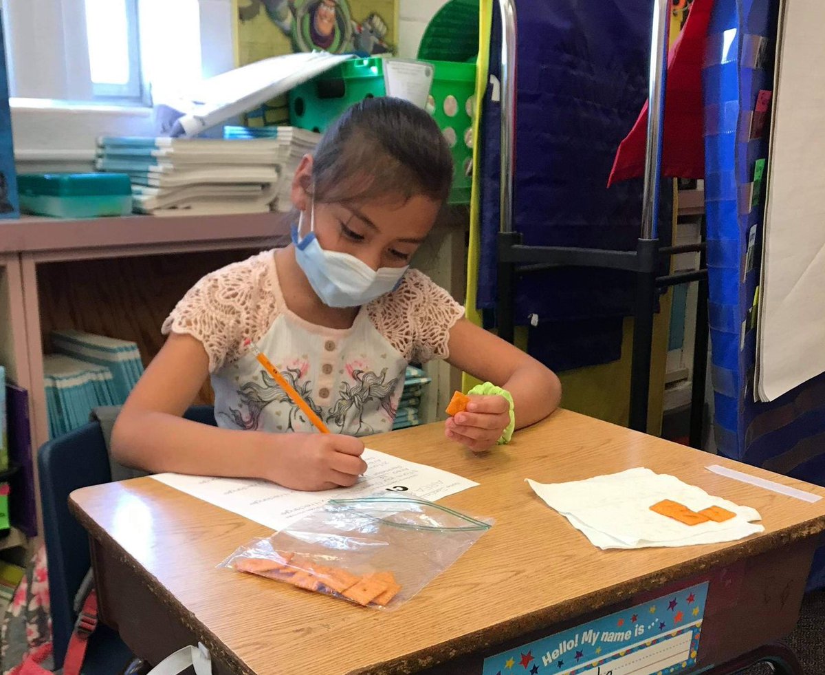 Thank you Mrs. Newberry for teaching the 3rd graders about area using Cheez-Its. How fun! Looking forward to more engaging activities. <a href="/SWETornadoes/">StantonWeirsdaleMCPS</a> <a href="/AmieMcCamley/">Amie McCamley</a>