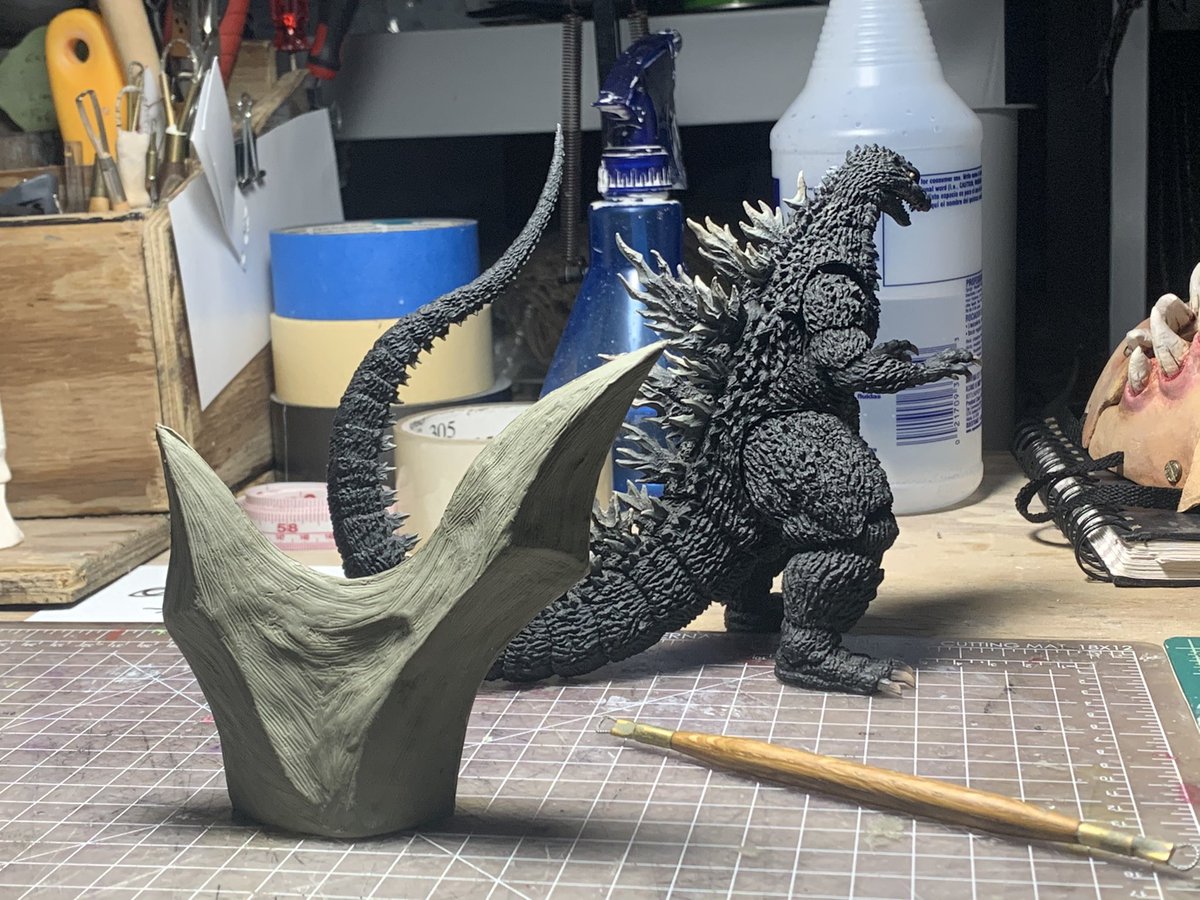 ProjNautilusCos's tweet image. m.twitch.tv/projnautiluscos

Hey guys! Just a reminder that every night after 9pm EST on #twitch I will be doing 1-2hr long LIVE sculpting sessions as I work on every single Godzilla Spine (23 in my case 😬)

Enjoy some calm sculpting, music, Q&amp;amp;As, &amp;amp; maybe some #handmodeling ~ 🤣 💙