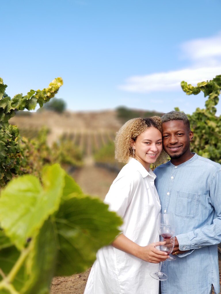 sdbeerwine's tweet photo. Love is in the air!❤️🥰If you’re still looking for the perfect gift for the perfect person this Valentine’s day, we’ve got the perfect gift for you! Our gift certificates offer something to look forward to this year. #valentinesday #sandiego #wine #winerytours #drinklocal https://t.co/xmjVzPwCX7