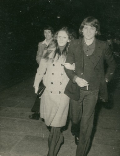 ManOnBridgeDoc's tweet image. Myself with a friend. . Submitted by Andrew Piggott (1970)