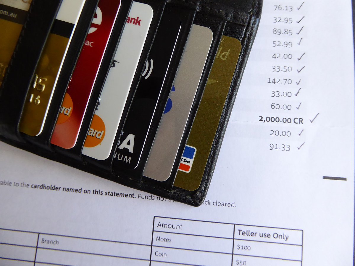Seen your Christmas credit card bill and feeling uneasy? Gamblerโs Help can assist you to get on top of your finances and provide advice and tools to stay on top of them. Call 1800 858 858 for free and confidential support, available 24/7. https://t.co/dJZcsGJJXB