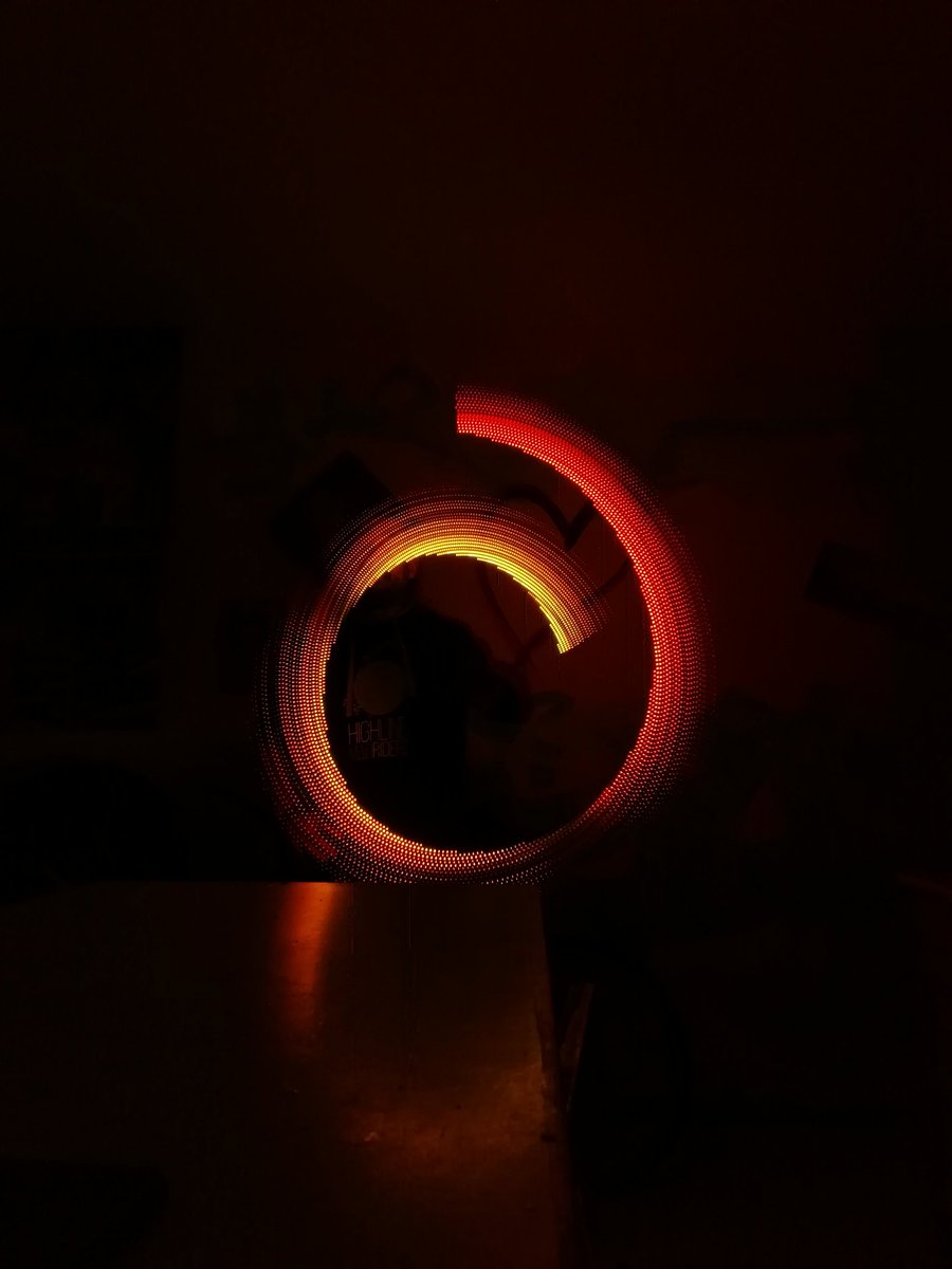 5ch4um1's tweet image. That&apos;s 2x72 leds. 
#fastled #pixelpoi 
:)