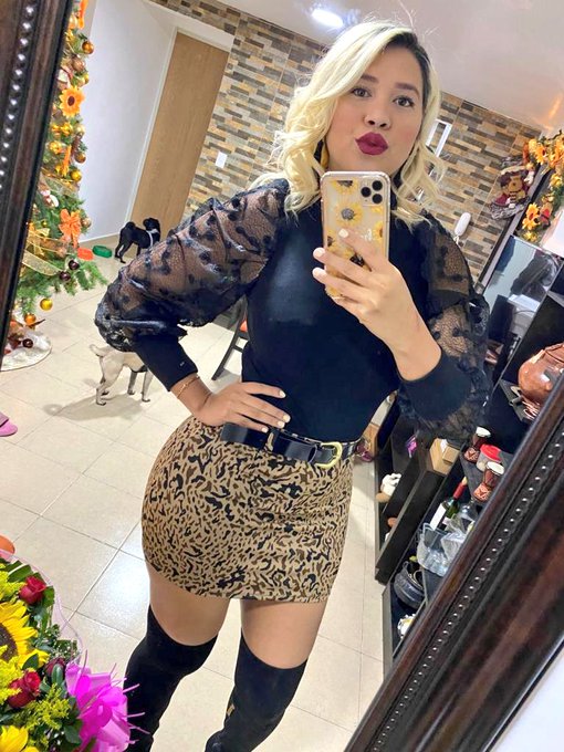 Buenas tardes mis ni&ntilde;os disponible en PUEBLA hoy y ma&ntilde;ana!  📲5574637472 https://t.co/4P14DayI5p<a href="/tag/veracruz"class="tags"><span>#veracruz</span></a>