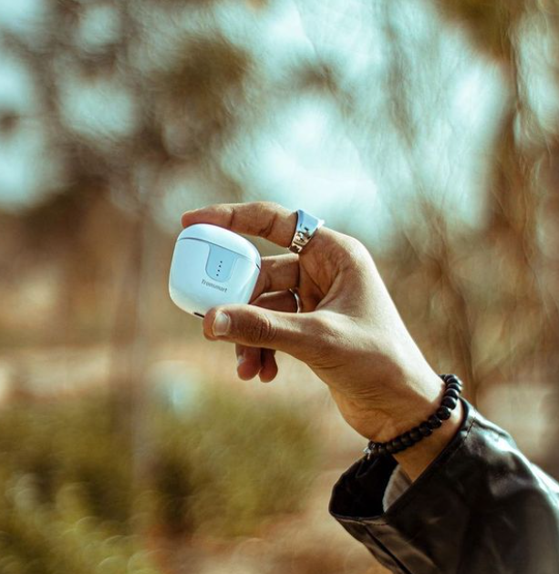 Sonido cristalino. #Onyxace
.
.
.
Gracias por la foto - <a href="/rashed_ary/">ary. m rashed</a>
.
.
#tronsmart #twsearphones #wirelessauriculares #sonido #bajos