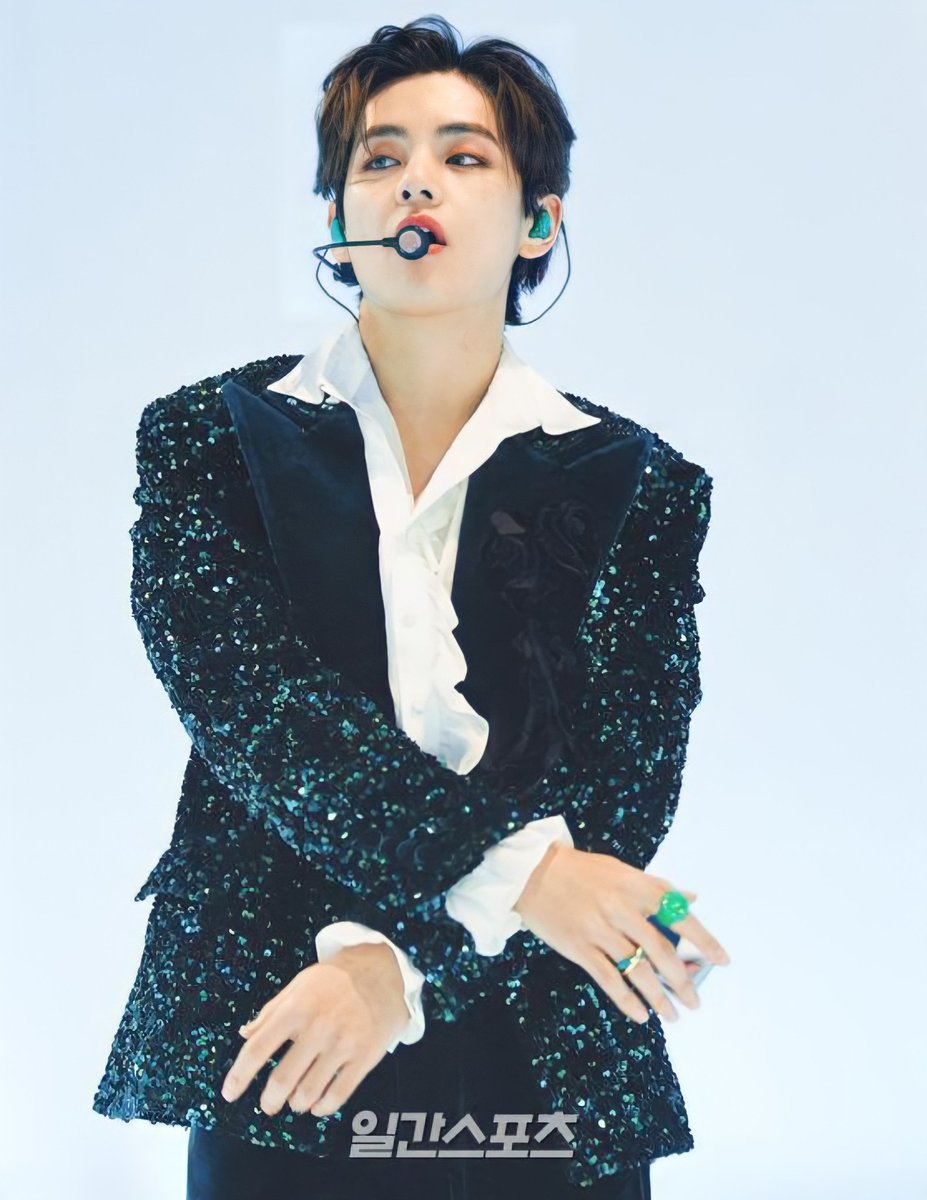 NO THOUGHTS AT ALL. MIND EMPTY. SOUL HAS LEFT. BODY FULL OF CHILLS.